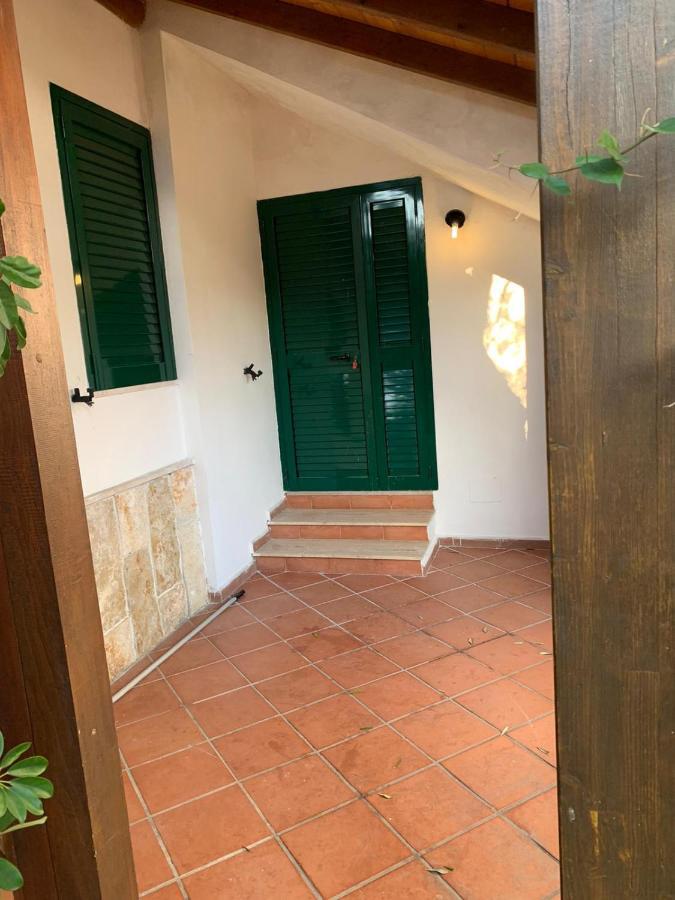 Villa Monica Appartamenti ヴィエステ エクステリア 写真
