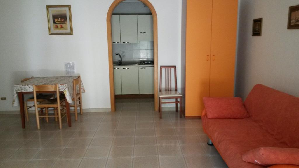 Villa Monica Appartamenti ヴィエステ 部屋 写真